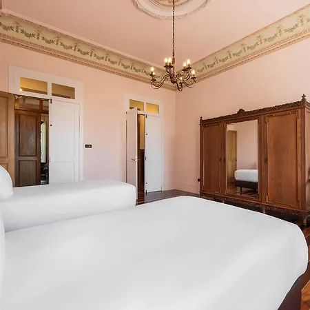 펜션 Casa Palacio Ribeira Sacra Esgos